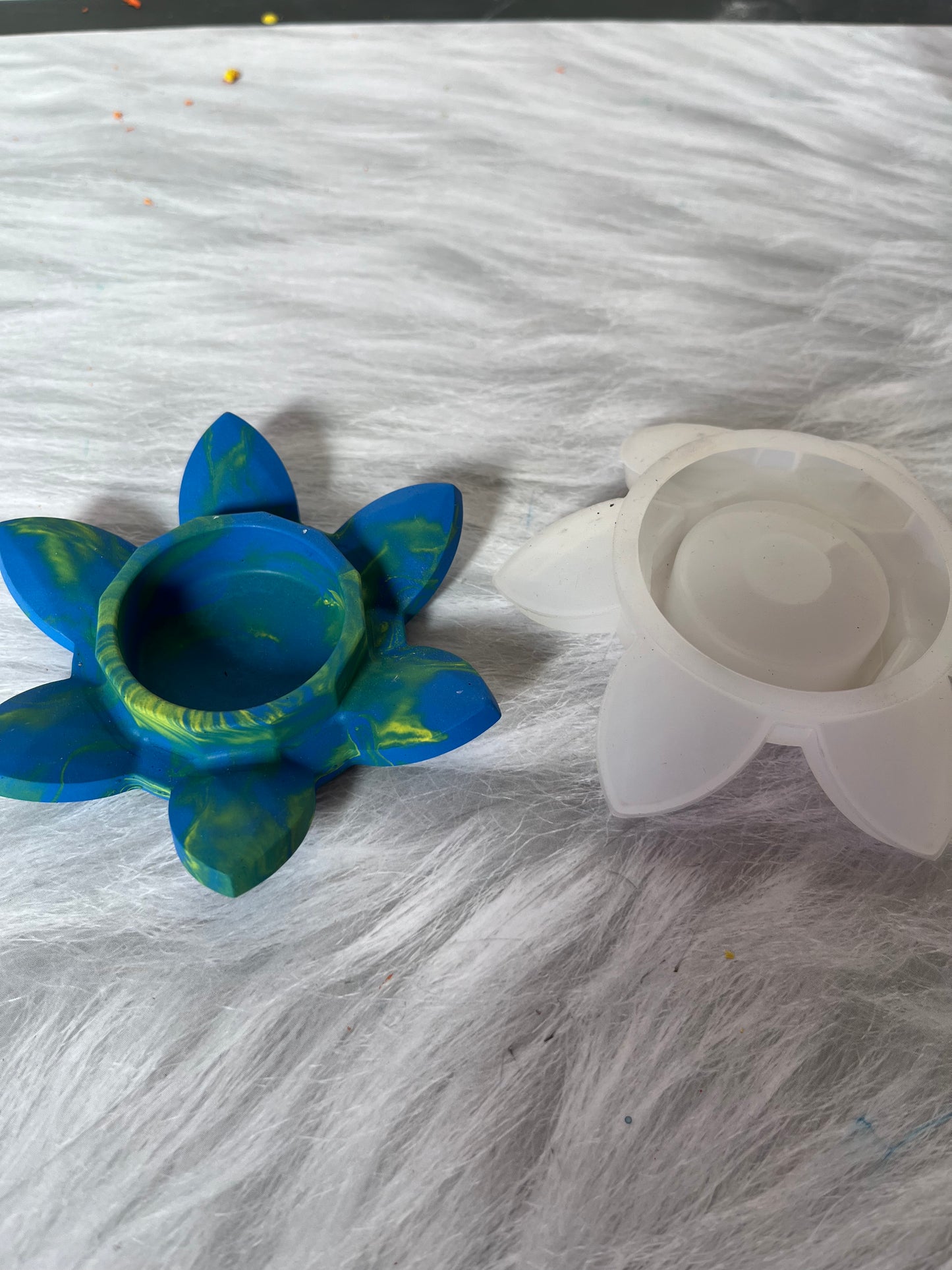 Flower Tealight Silicone Mould for Beyond MIX & Resin
