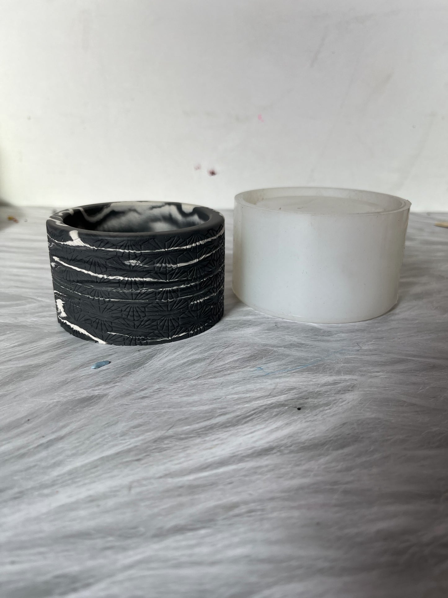 Mandala Pattern Round Planter for Beyond MIX, Resin, Concrete
