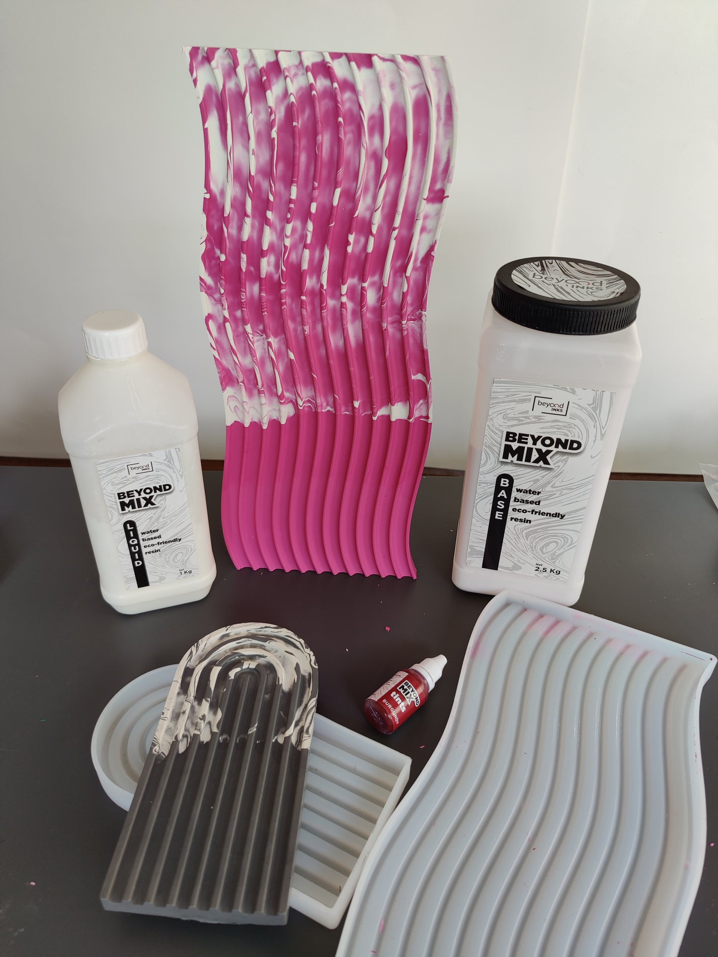 Wave Ridged Tray Mold