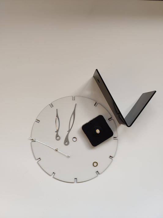 DIY Floating Desk Clock